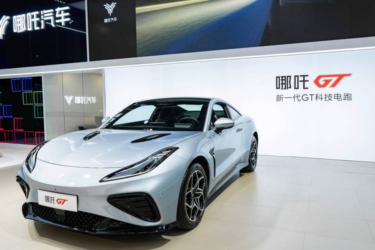 惠州惠城区驰凌威企业管理咨询哪吒汽车在智能汽车领域的表现，领途汽车在新能源汽车市场中的影响力